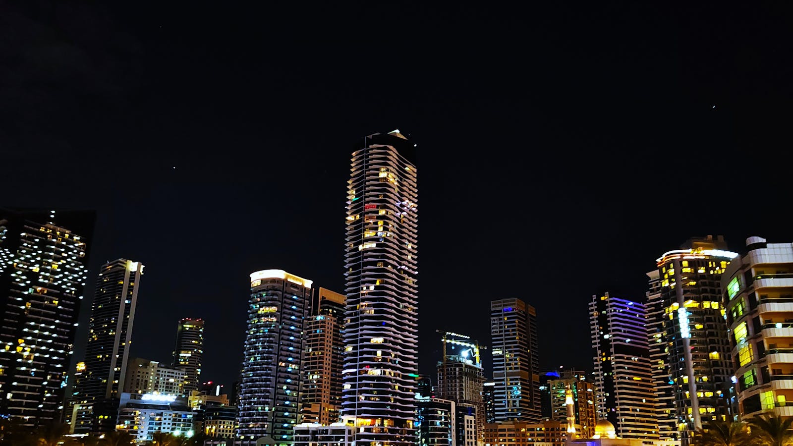 Solar Inverter for UAE Homes
